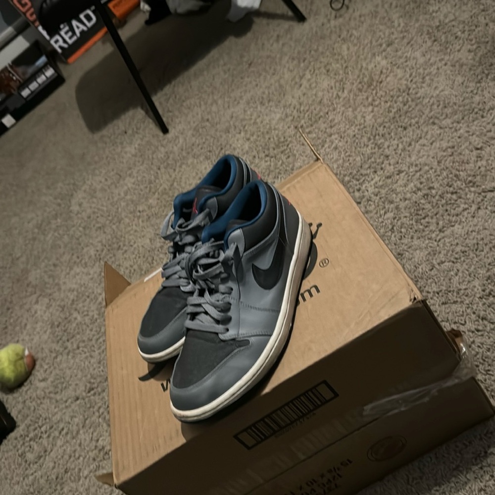 Jordan 1 low